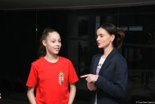 Сияна Василева провела встречу с участницами ЧЕ по художественной гимнастике в Баку (ФОТО)