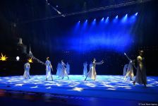Феерическое шоу на церемонии открытия 39-го чемпионата Европы по художественной гимнастике в Баку (ФОТОРЕПОРТАЖ)