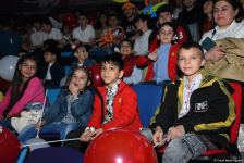 Феерическое шоу на церемонии открытия 39-го чемпионата Европы по художественной гимнастике в Баку (ФОТОРЕПОРТАЖ)