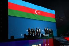 Феерическое шоу на церемонии открытия 39-го чемпионата Европы по художественной гимнастике в Баку (ФОТОРЕПОРТАЖ)