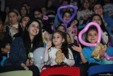 Феерическое шоу на церемонии открытия 39-го чемпионата Европы по художественной гимнастике в Баку (ФОТОРЕПОРТАЖ)