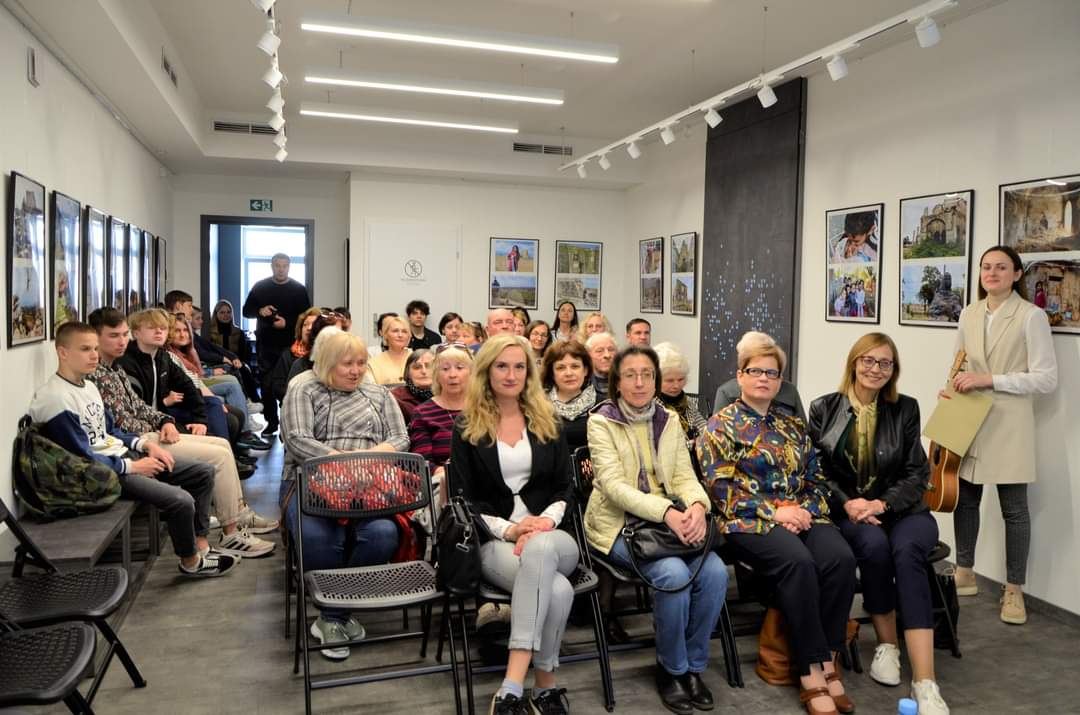 В Литве открылась фотоэкспозиция Ричардаса Лапайтиса о Карабахе (ФОТО)