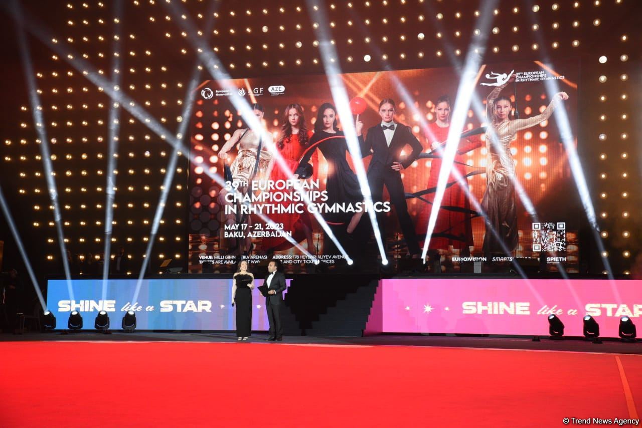 Феерическое шоу на церемонии открытия 39-го чемпионата Европы по художественной гимнастике в Баку (ФОТОРЕПОРТАЖ)