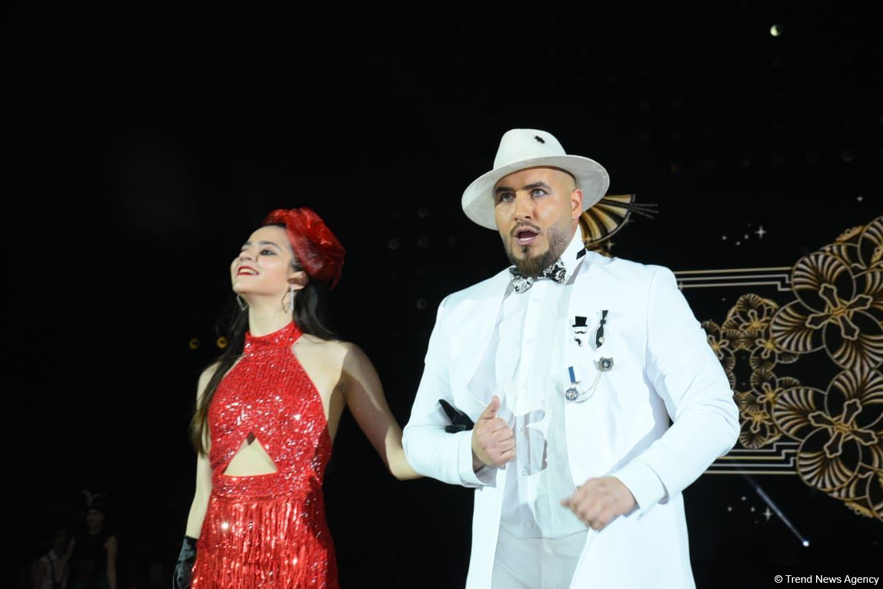 Феерическое шоу на церемонии открытия 39-го чемпионата Европы по художественной гимнастике в Баку (ФОТОРЕПОРТАЖ)