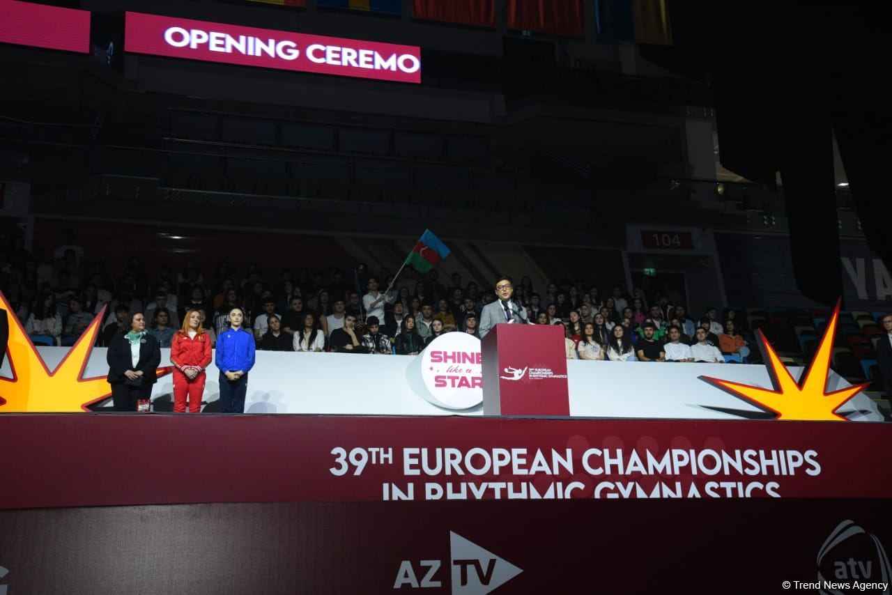 Феерическое шоу на церемонии открытия 39-го чемпионата Европы по художественной гимнастике в Баку (ФОТОРЕПОРТАЖ)