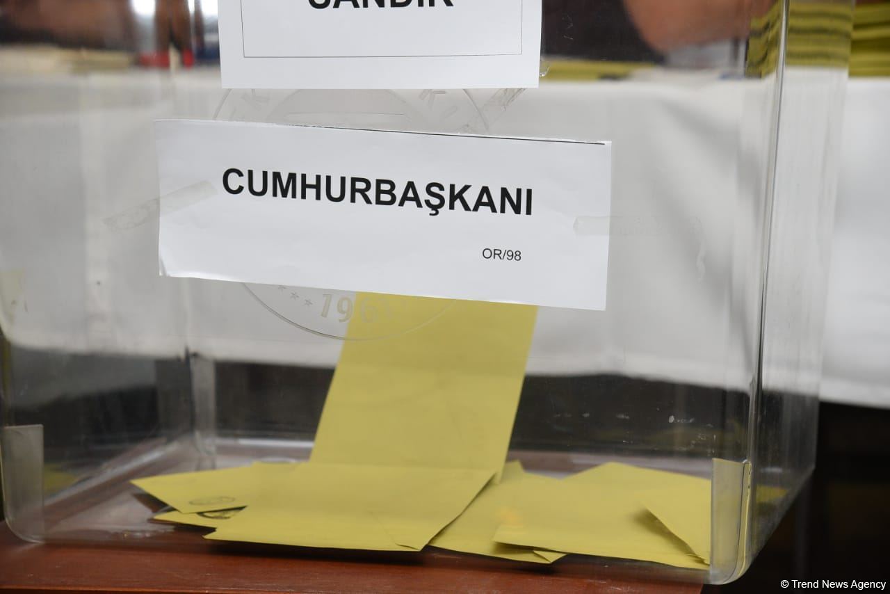 В Азербайджане началось голосование граждан Турции во 2-м туре президентских выборов в этой стране (ФОТО)