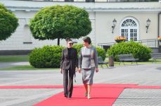 В Вильнюсе состоялась церемония официальной встречи Президента Ильхама Алиева (ФОТО/ВИДЕО)