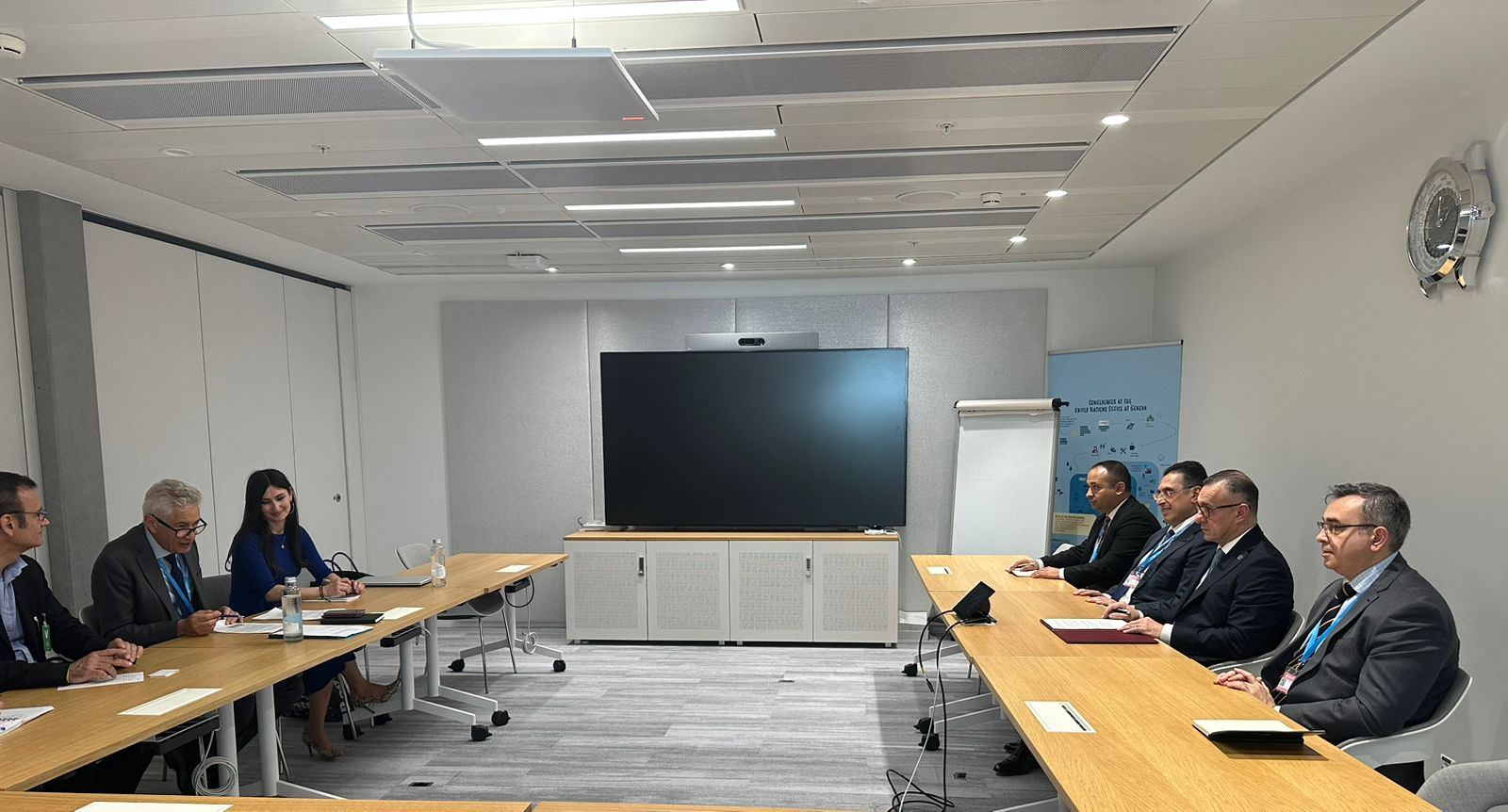 Делегация Азербайджана встретилась с Миссией Глобального фонда