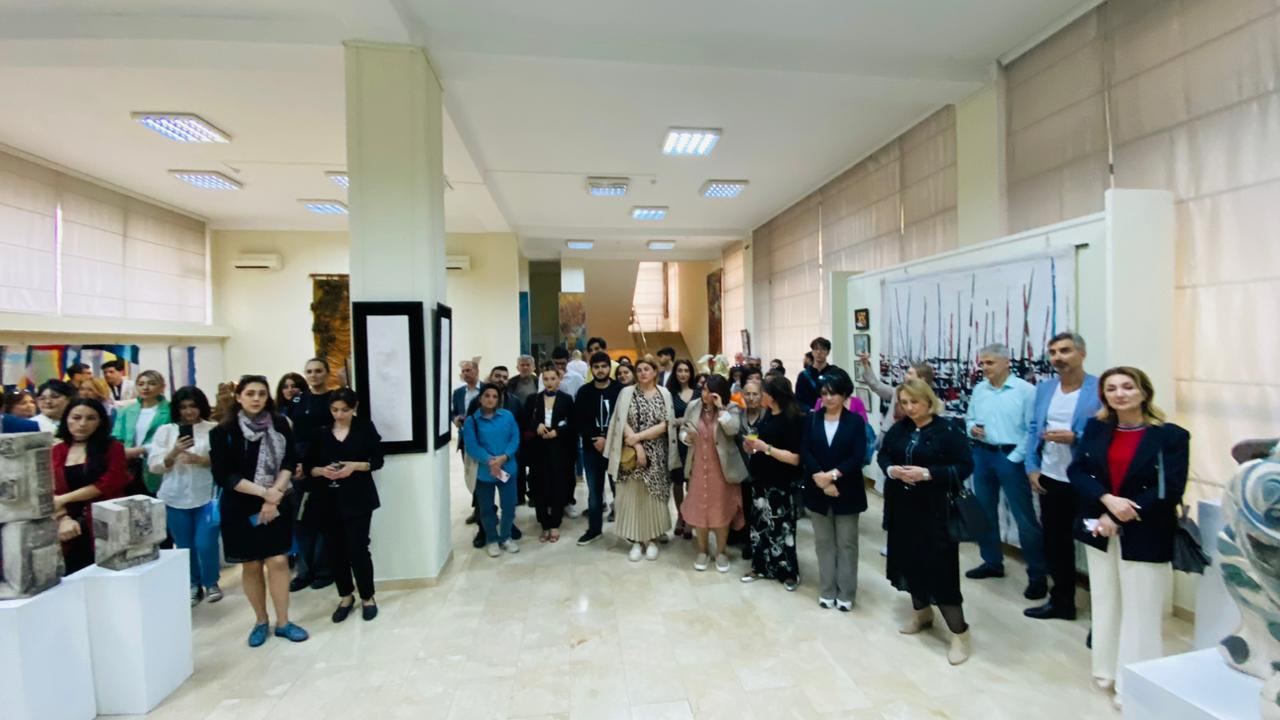 Италия в Азербайджане: Доброе утро, керамика! (ФОТО)