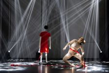 YARAT представляет экспозицию "Розовый – Чёрный" о сильной азербайджанской женщине (ФОТО)