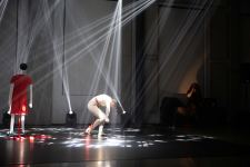 YARAT представляет экспозицию "Розовый – Чёрный" о сильной азербайджанской женщине (ФОТО)