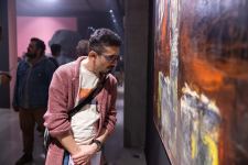 YARAT представляет экспозицию "Розовый – Чёрный" о сильной азербайджанской женщине (ФОТО)