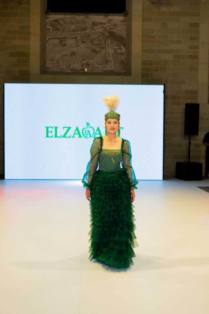 Azerbaijan Fashion Week-2023: от вдохновения природы до мира моды Казахстана и Украины (ФОТО)