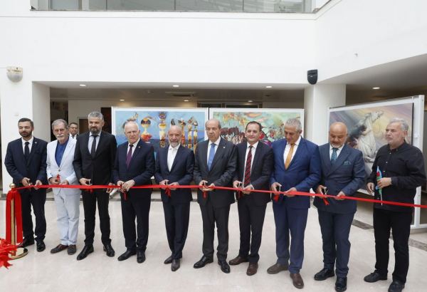 В кипрском университете состоялось торжественное открытие выставки в честь Дня 
независимости Азербайджана (ФОТО)