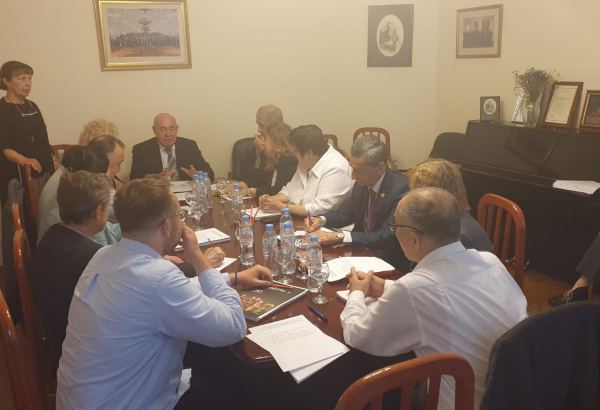 Народный артист Гаджи Исмаилов принял участие в заседании Международной конфедерации театральных союзов (ФОТО)