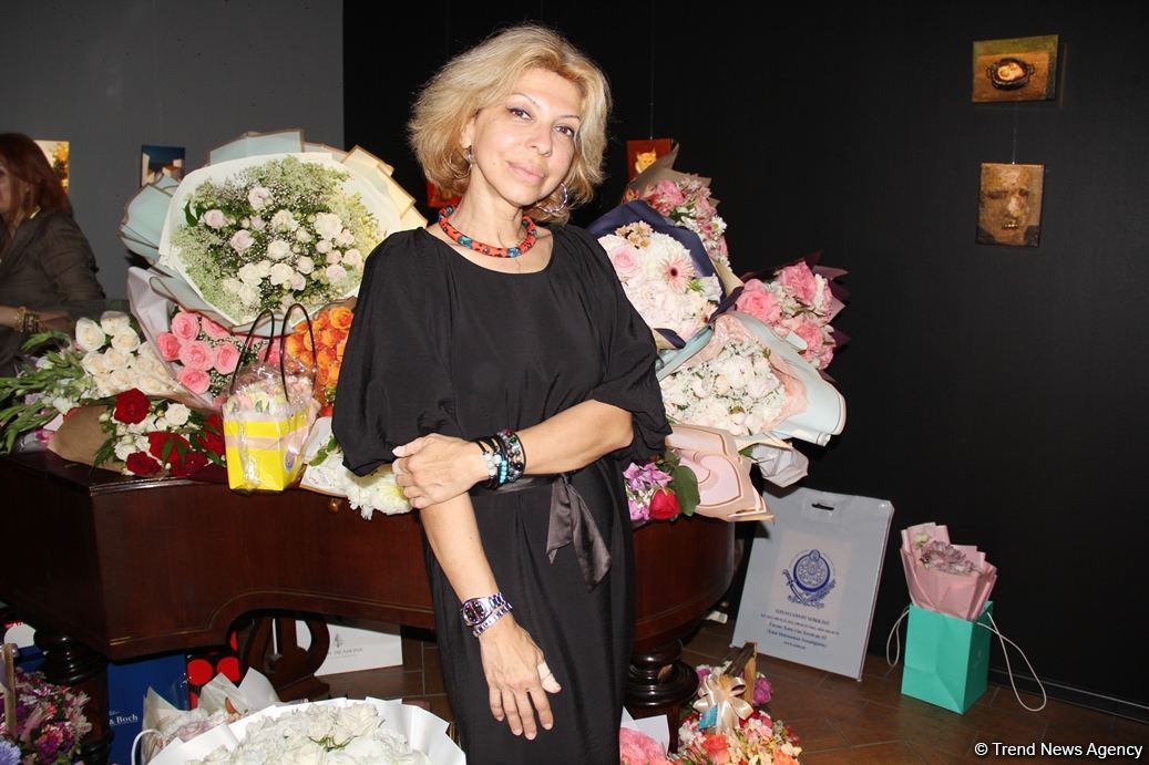От Таира Салахова, Зураба Церетели… В QGallery отметили юбилей Нигяр  Ахундовой  (ФОТО)