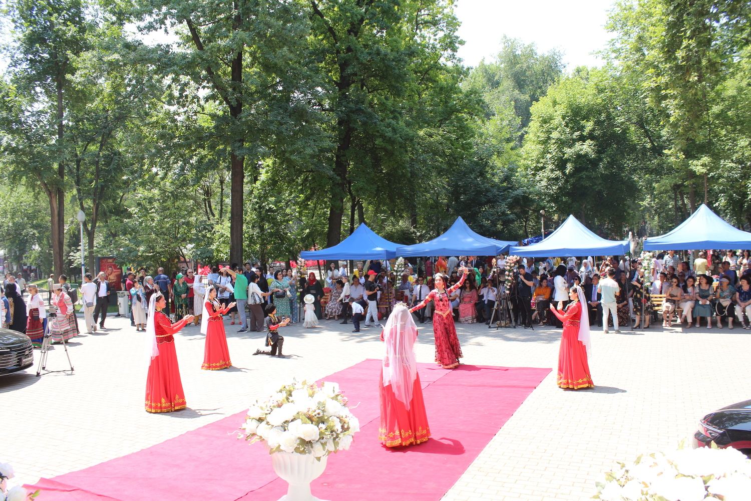 Азербайджанская долма признана самой вкусной в Узбекистане (ФОТО)