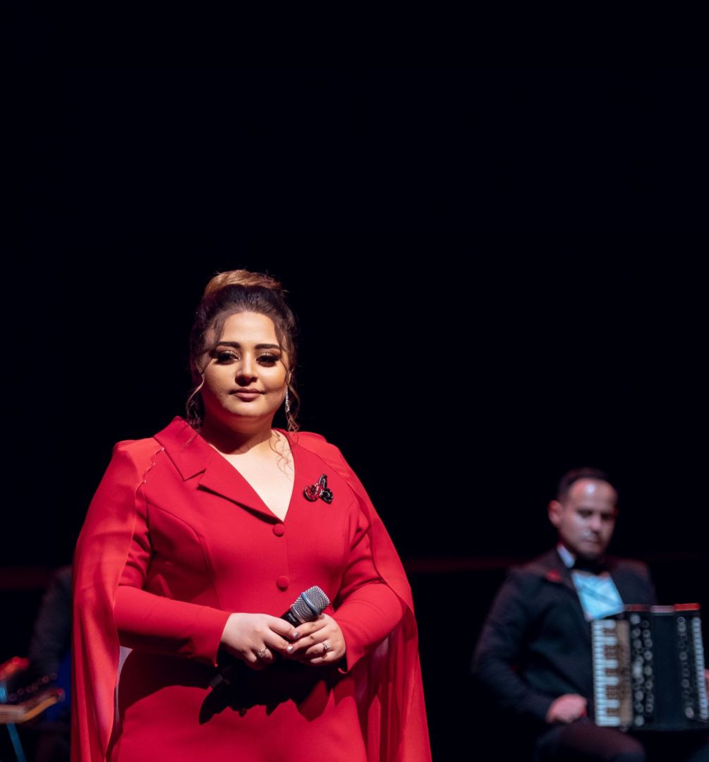 Во Дворце Гейдара Алиева состоялся сольный концерт ханенде Алмаханым Ахмедли (ВИДЕО, ФОТО)