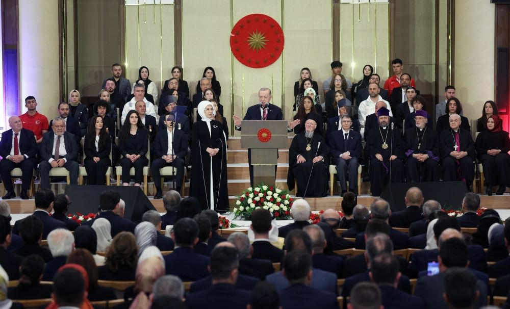 Президент Ильхам Алиев и Первая леди Мехрибан Алиева приняли участие в церемонии начала исполнения полномочий Президентом Реджепом Тайипом Эрдоганом (ФОТО/ВИДЕО)