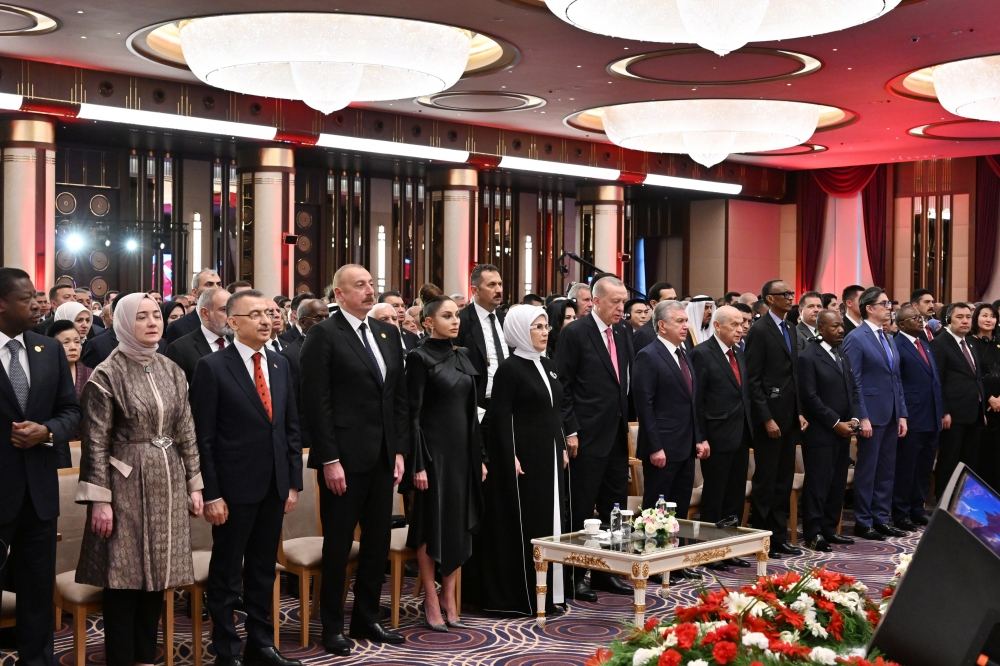 Президент Ильхам Алиев и Первая леди Мехрибан Алиева приняли участие в церемонии начала исполнения полномочий Президентом Реджепом Тайипом Эрдоганом (ФОТО/ВИДЕО)