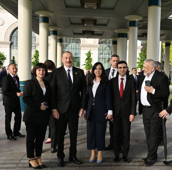 Президент Ильхам Алиев и Первая леди Мехрибан Алиева приняли участие в церемонии начала исполнения полномочий Президентом Реджепом Тайипом Эрдоганом (ФОТО/ВИДЕО)