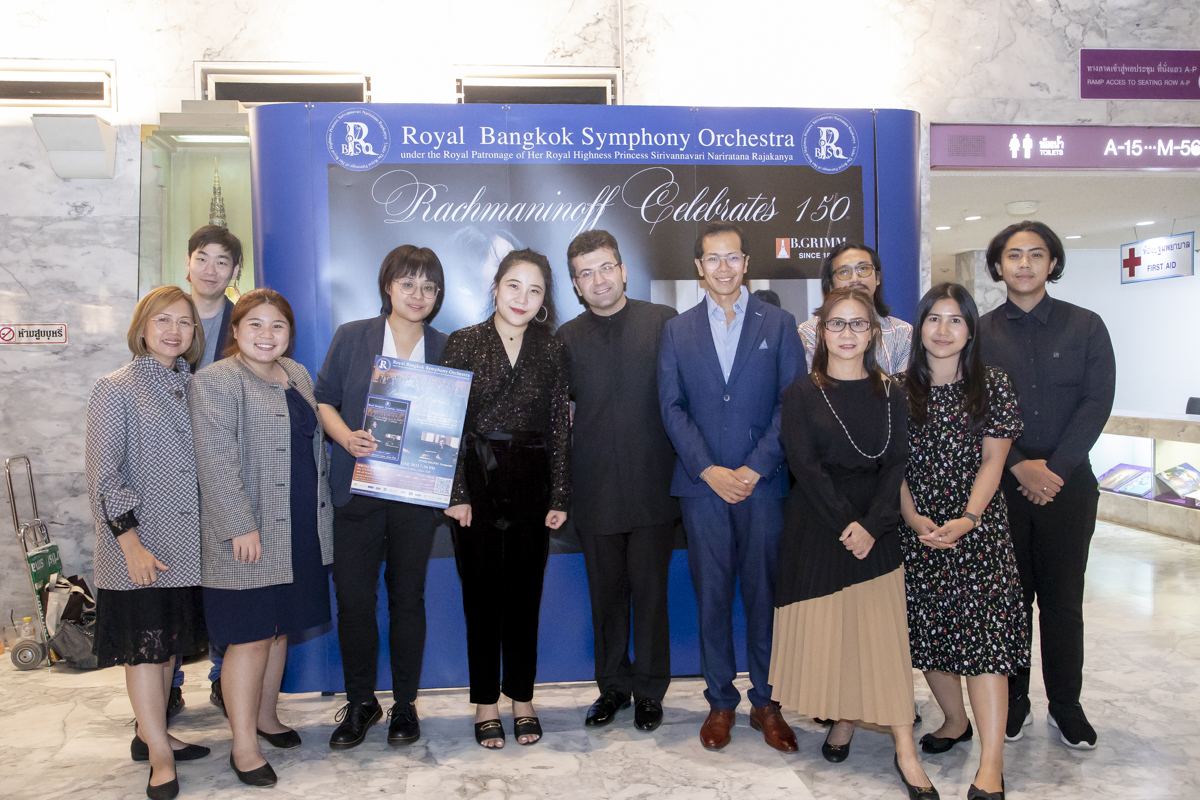 Королевский Бангкокский симфонический оркестр впервые выступил под управлением азербайджанского дирижера (ФОТО)