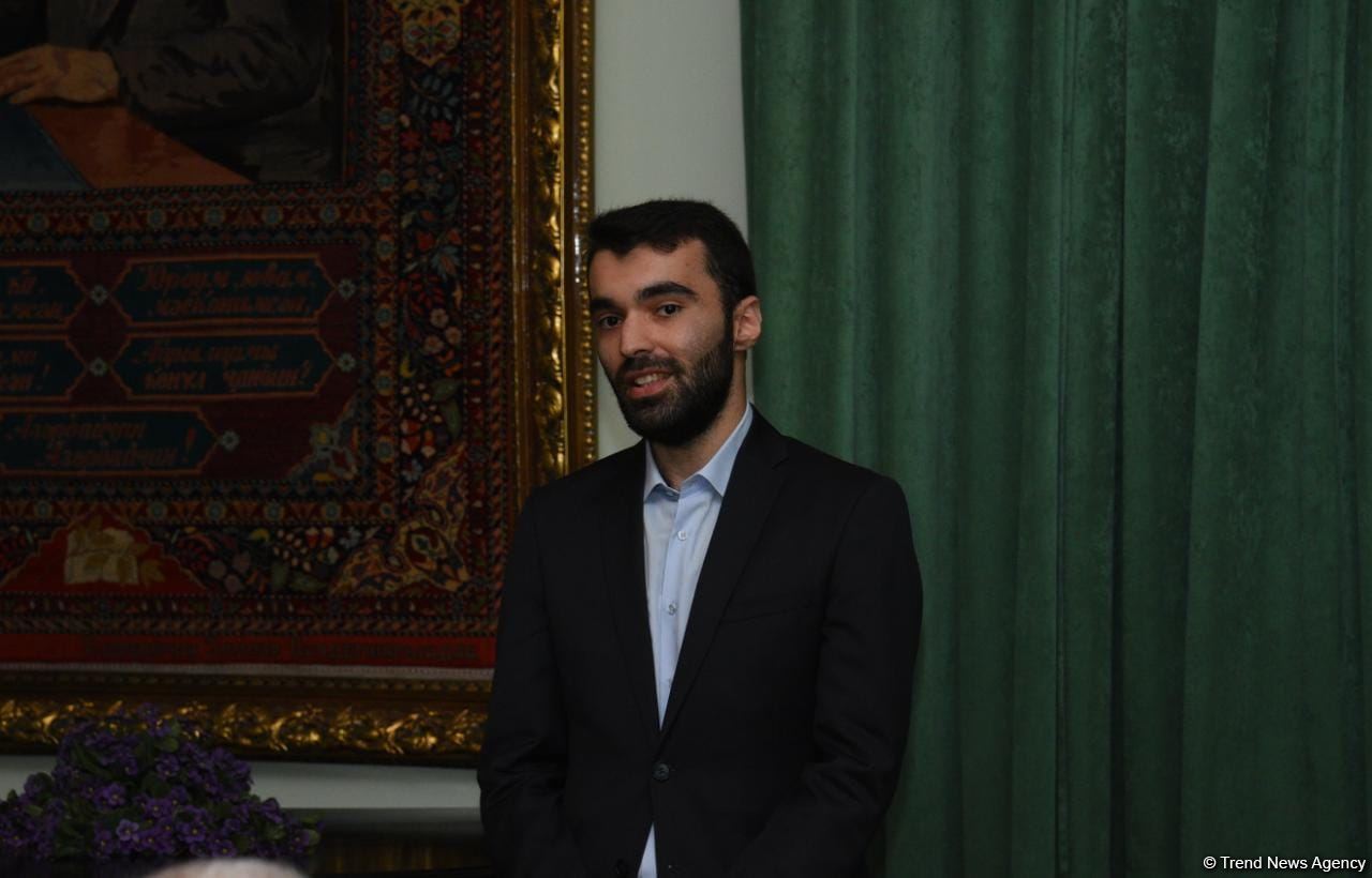 От музыки к литературе – в Баку прошел вечер памяти Вагифа Самедоглу (ФОТО)