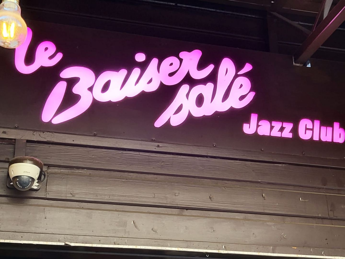 Париж в потрясающих красках азербайджанского мугама и джаза в жанре электронной музыки (ВИДЕО, ФОТО)