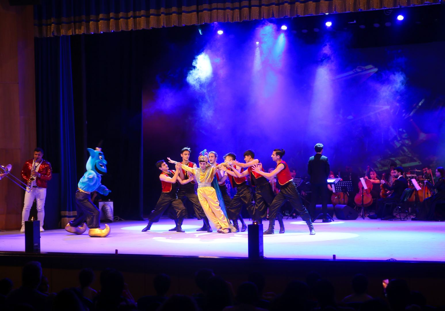 Прямой контакт с героями сказок! В Баку представлено Дисней-шоу (ФОТО/ВИДЕО)