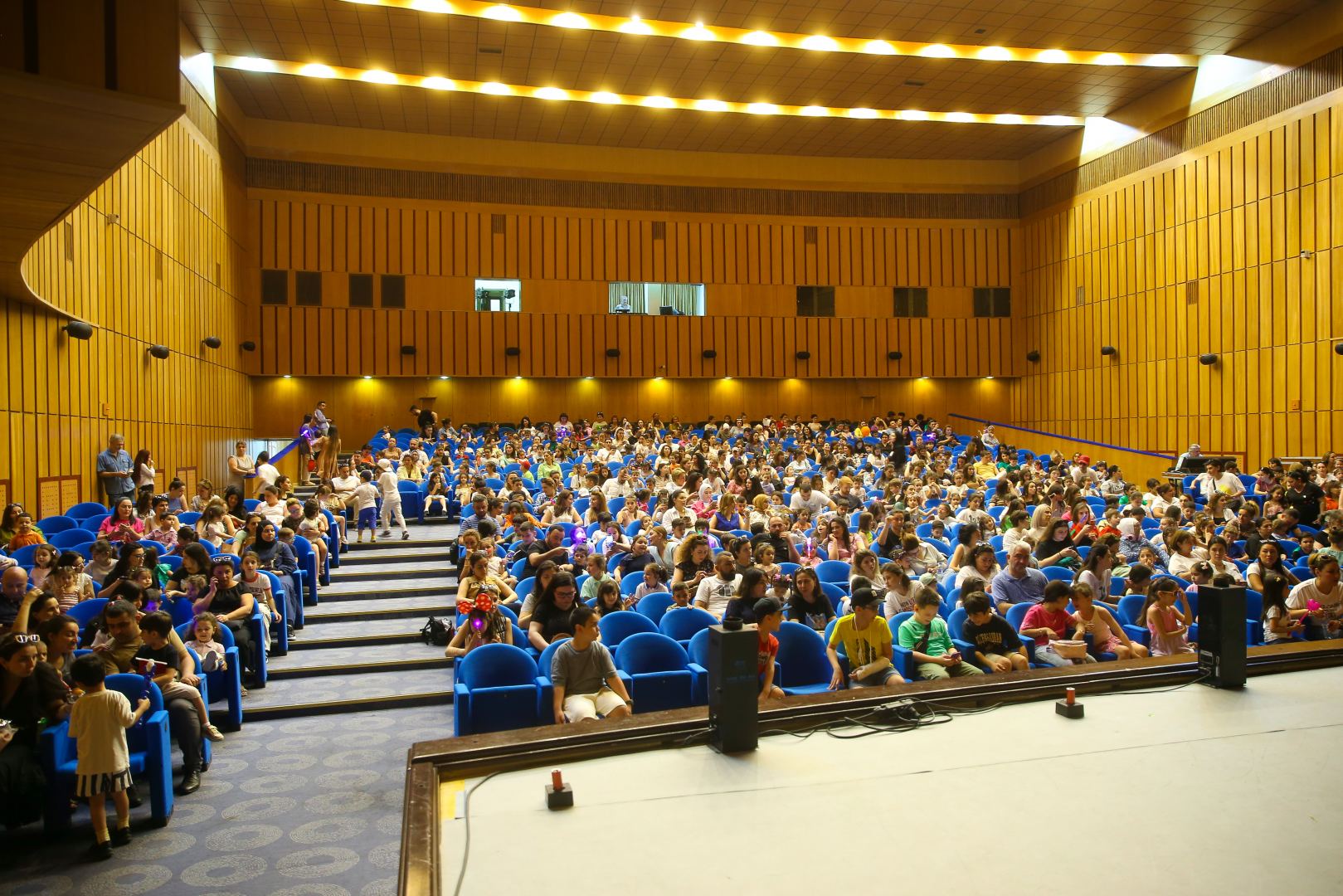Прямой контакт с героями сказок! В Баку представлено Дисней-шоу (ФОТО/ВИДЕО)