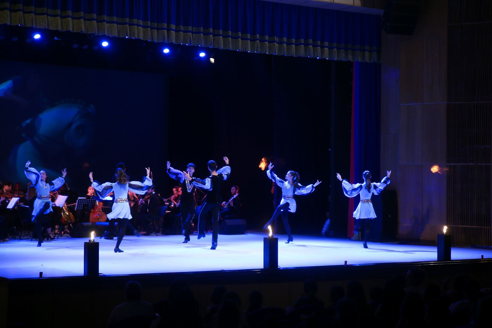 Прямой контакт с героями сказок! В Баку представлено Дисней-шоу (ФОТО/ВИДЕО)