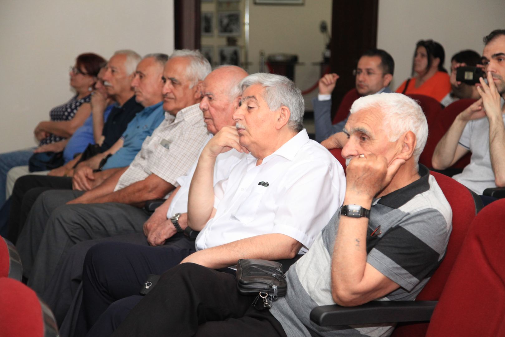 Летопись азербайджанского кино: вечер памяти Тейюба Ахундова (ФОТО)