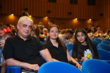 Прямой контакт с героями сказок! В Баку представлено Дисней-шоу (ФОТО/ВИДЕО)