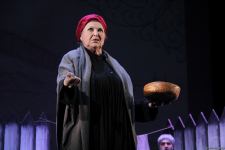 В Баку состоялась премьера спектакля "Капитанская дочка" – восстание, любовь, измена… (ФОТО)