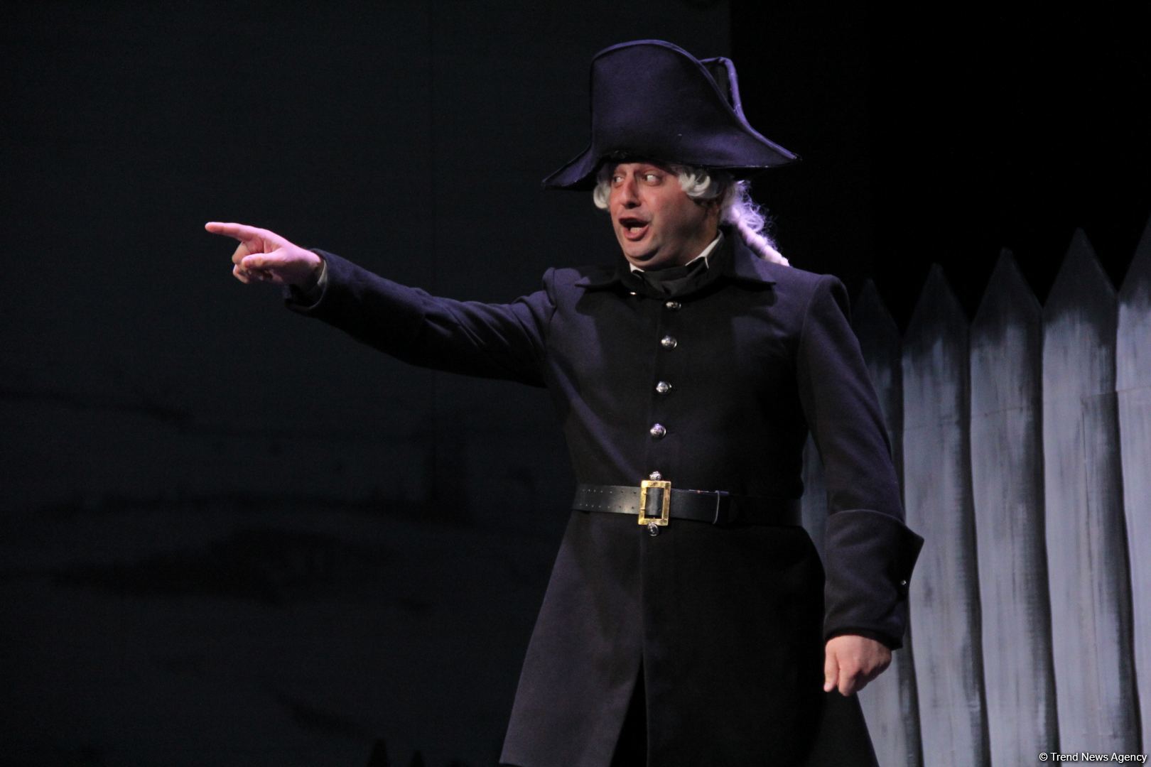 В Баку состоялась премьера спектакля "Капитанская дочка" – восстание, любовь, измена… (ФОТО)