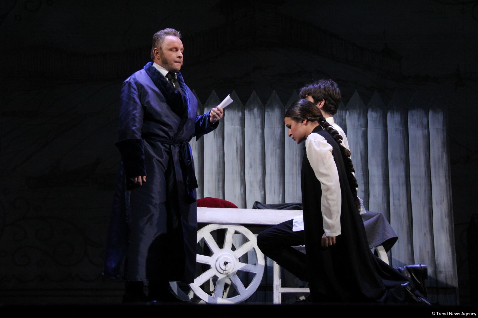 В Баку состоялась премьера спектакля "Капитанская дочка" – восстание, любовь, измена… (ФОТО)