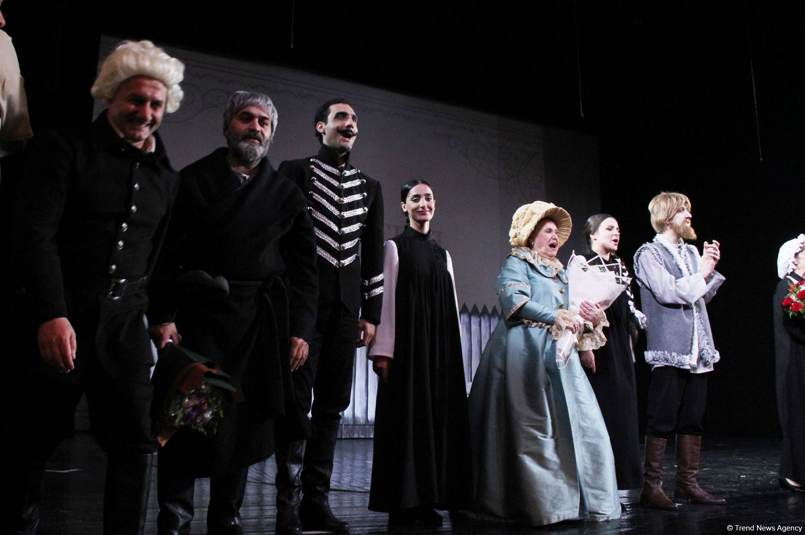 В Баку состоялась премьера спектакля "Капитанская дочка" – восстание, любовь, измена… (ФОТО)
