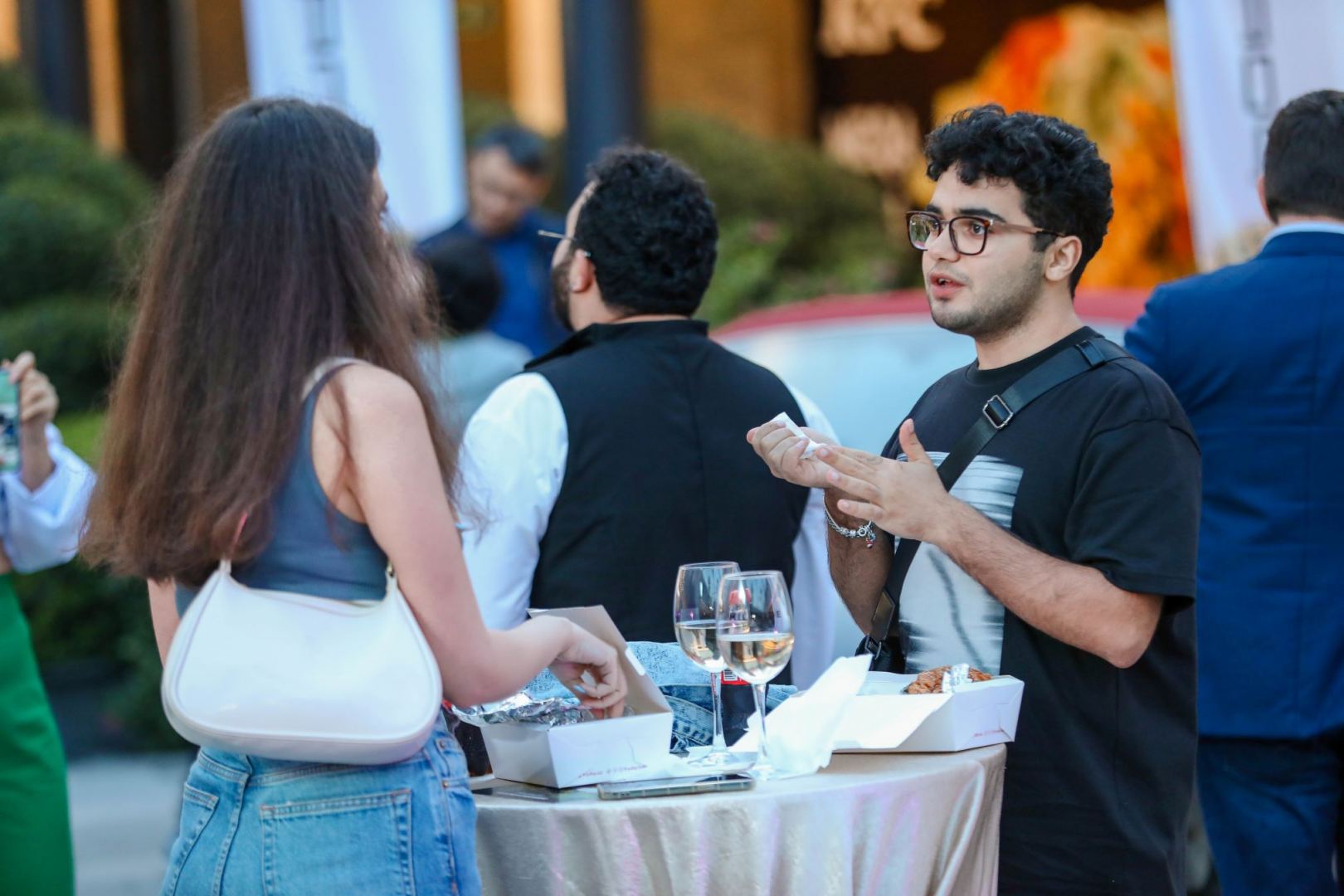 Новая часть фантастического боевика "Трансформеры" уже в Баку (ФОТО/ВИДЕО)