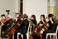 "Жар-птица" в Баку (ФОТО)