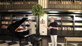 Уютное место в бакинском сквере...  "Максуд навсегда" (ФОТО)