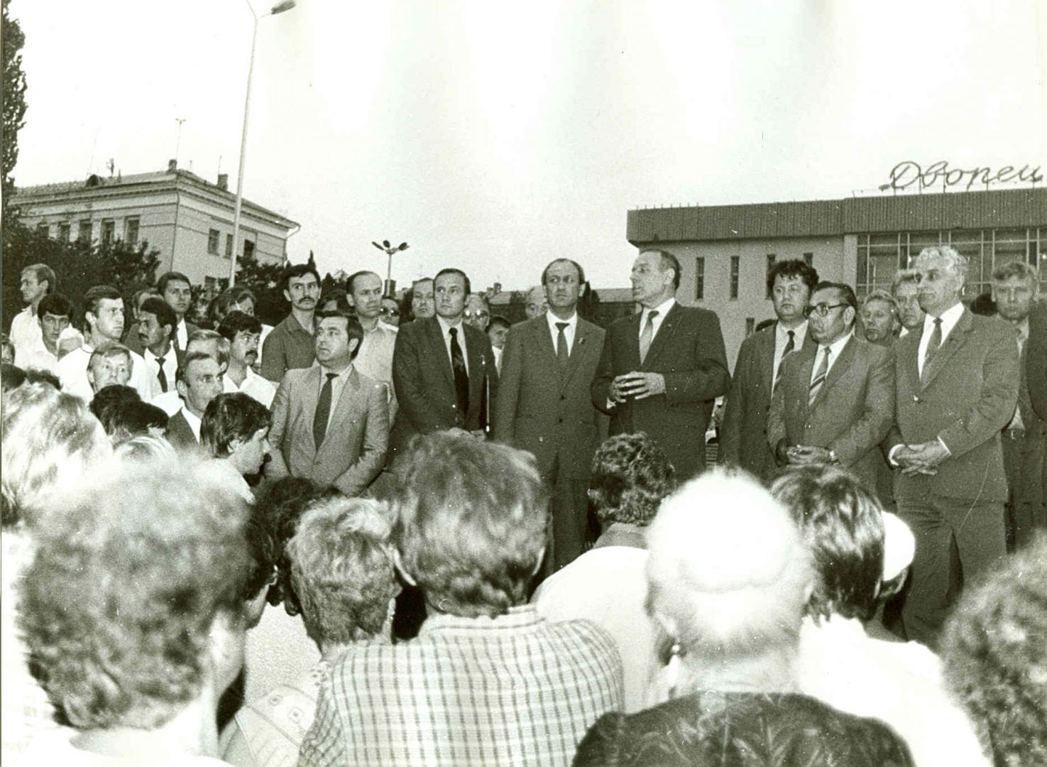 Гейдар Алиев был человеком с высоким чувством собственного достоинства - Беседа Эльмиры Ахундовой с Виталием Ивановичем Воротниковым (ФОТО)