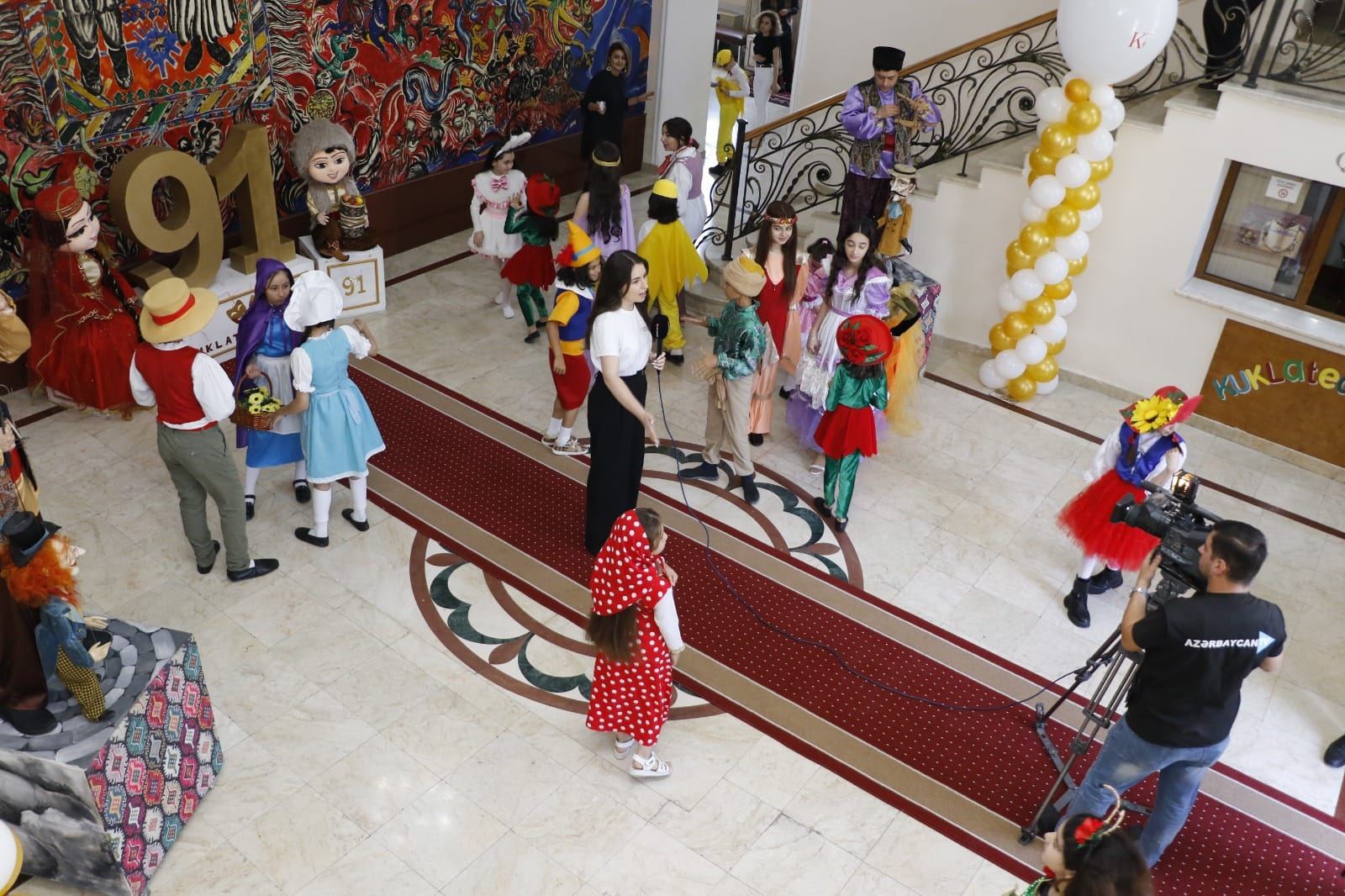 В Баку открылась Неделя кукольных театров (ФОТО)