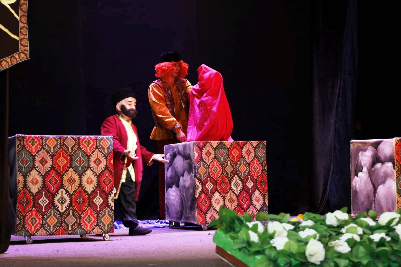 В Баку открылась Неделя кукольных театров (ФОТО)