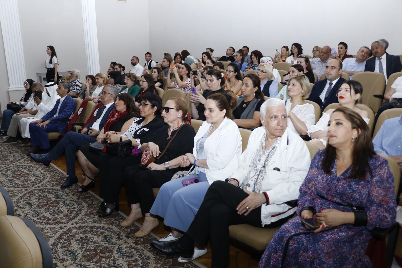 В Баку открылась Неделя кукольных театров (ФОТО)