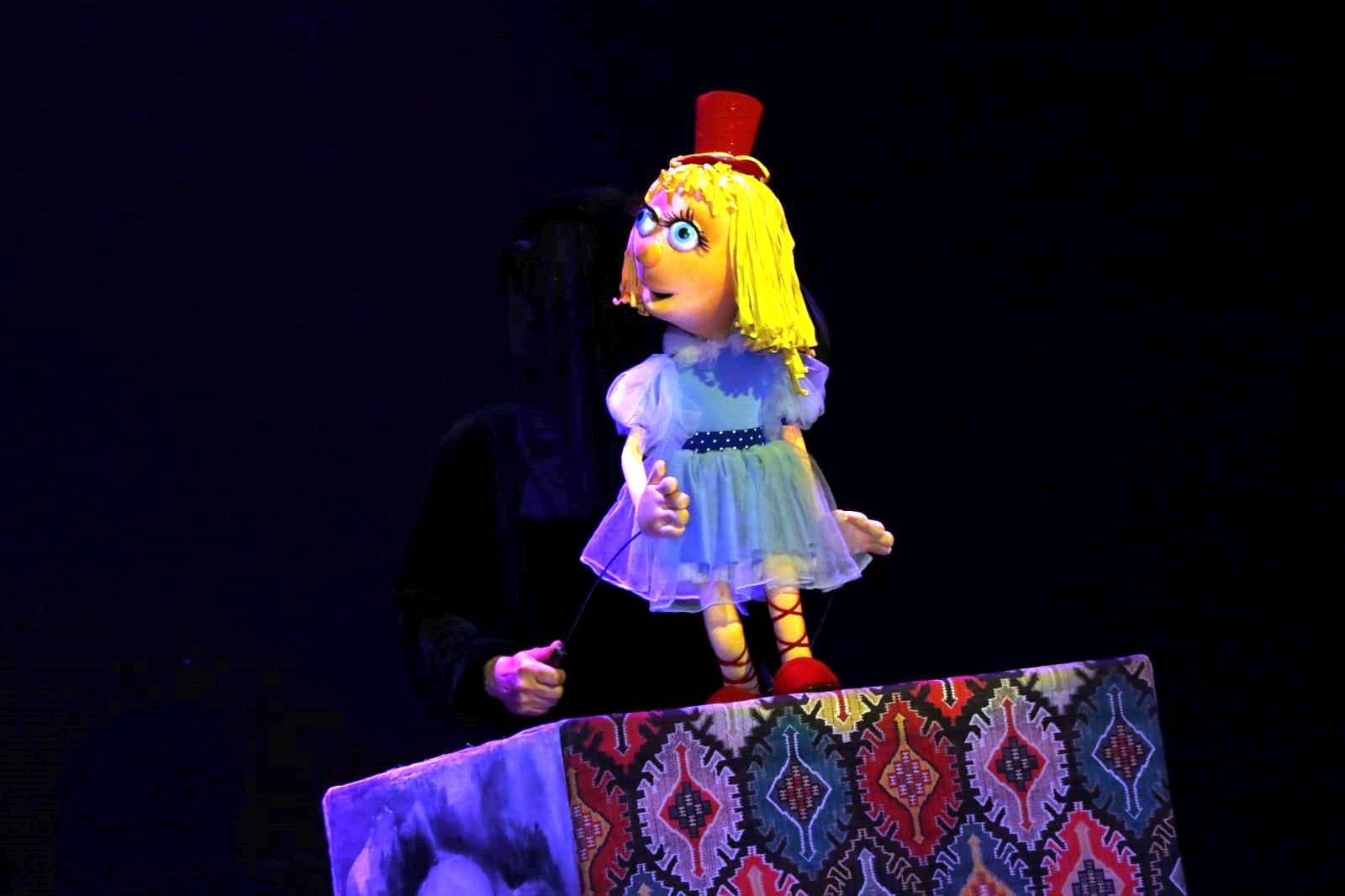 В Баку открылась Неделя кукольных театров (ФОТО)