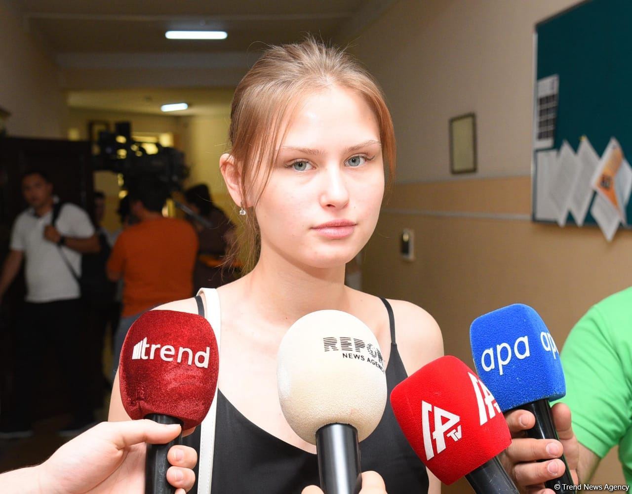 Украинские школьники посетили лицей имени академика Зарифы Алиевой (ФОТО)