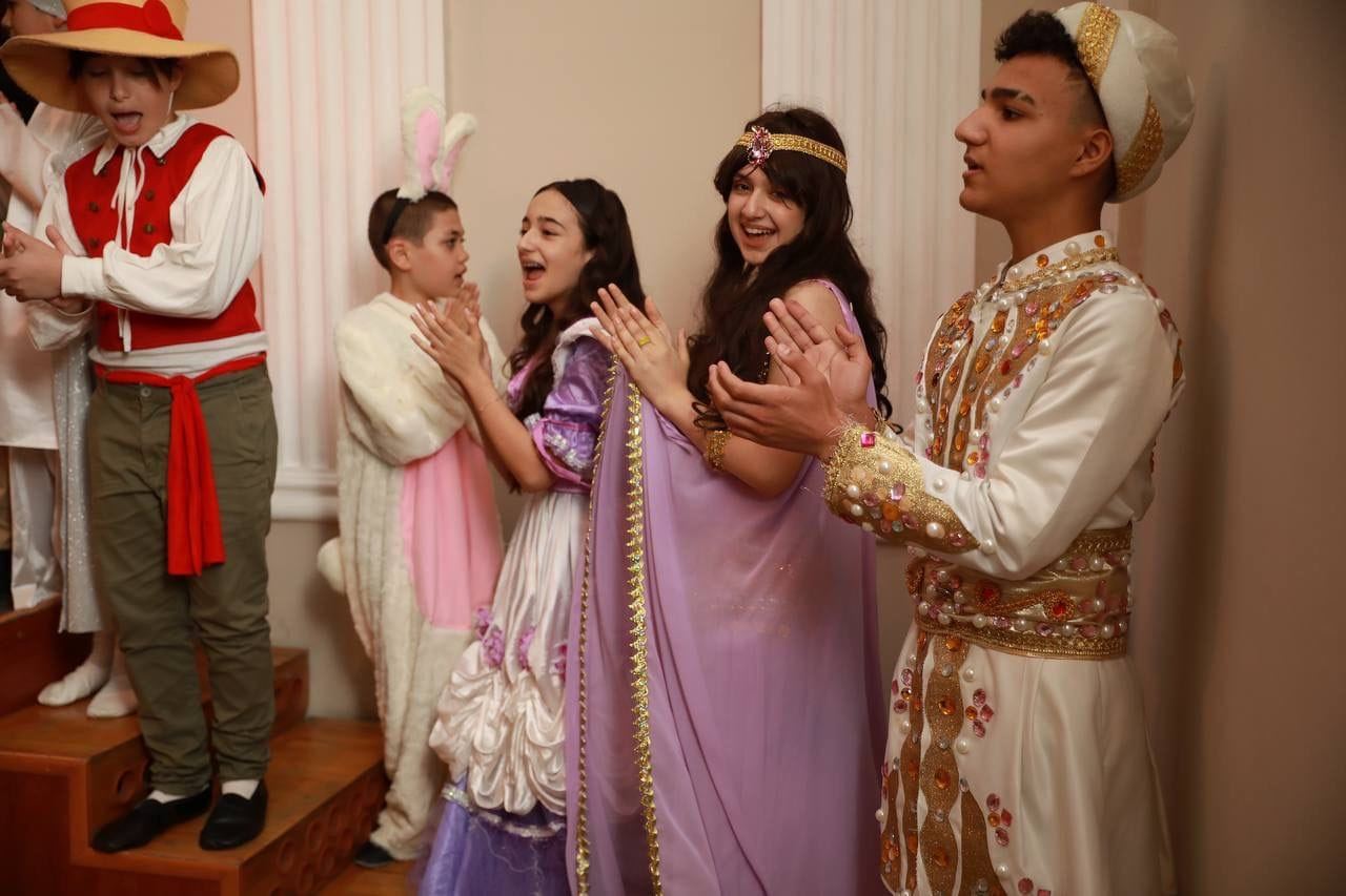 Баку погрузился в атмосферу сказки – красочная Неделя кукольных театров (ФОТО)