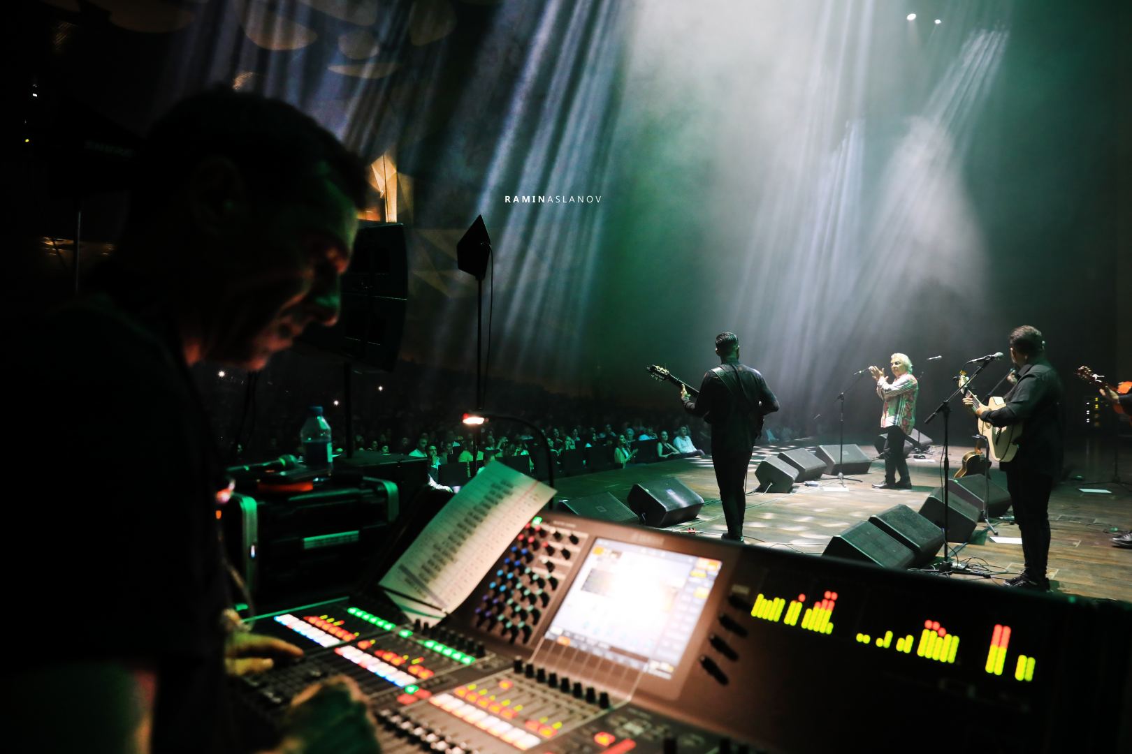 Зажигательный концерт Gipsy Kings в Баку – цыганские короли в стиле румба-фламенко (ВИДЕО, ФОТО)