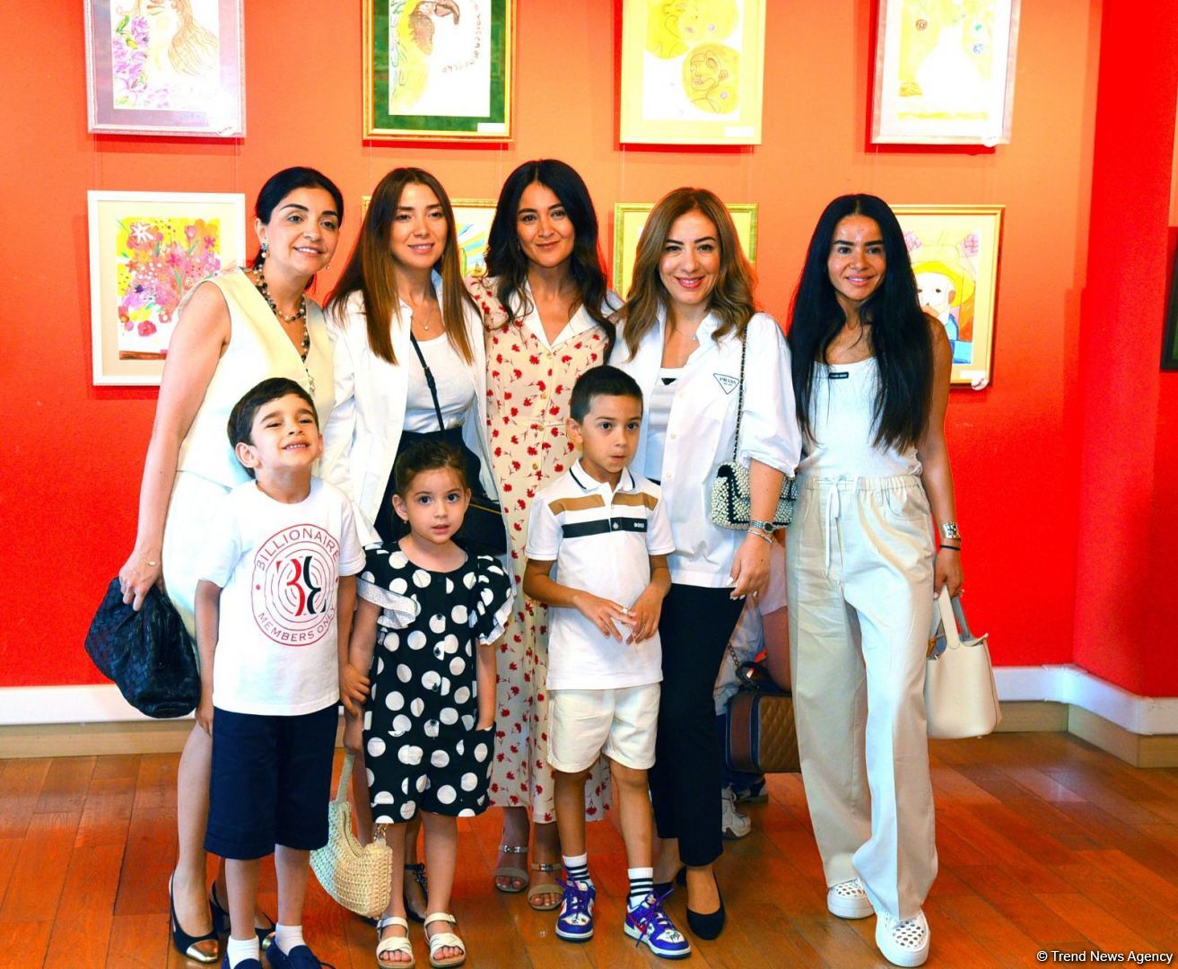 Увлекательное путешествие в мир красоты и фантазии – выставка работ учащихся Leonardo Art School Baku (ФОТО)