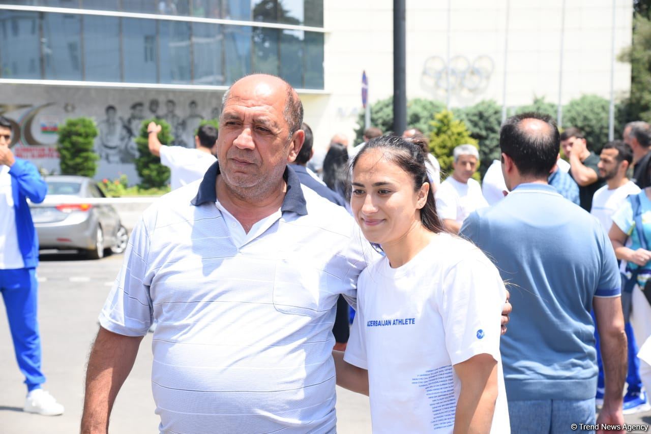 Азербайджанская команда отправилась в Краков для участия в III Европейских играх (ФОТО/ВИДЕО)